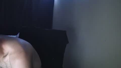 Snapshot of muffdiver718 chatting on January 10, 2025, 8:51 am Muffdiver online show from January 10, 2025, 8:51 am