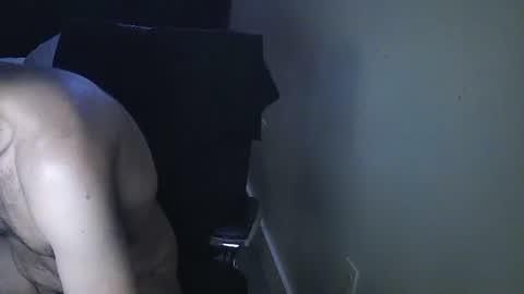 Snapshot of muffdiver718 chatting on January 11, 2025, 10:08 am Muffdiver online show from January 11, 2025, 10:08 am