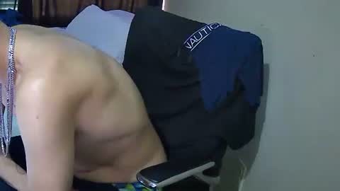 Snapshot of muffdiver718 chatting on January 26, 2025, 7:52 pm Muffdiver online show from January 26, 2025, 7:52 pm