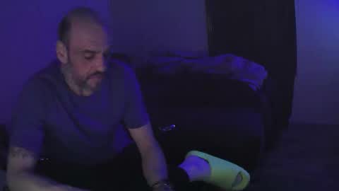 Snapshot of muffdiver718 chatting on February 3, 2026, 5:16 am Muffdiver online show from February 3, 2026, 5:16 am