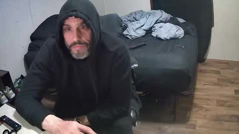 Snapshot of muffdiver718 chatting on March 3, 2026, 11:54 pm Muffdiver online show from March 3, 2026, 11:54 pm