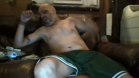 Muffdiver online show from July 29, 2026, 4:54 am