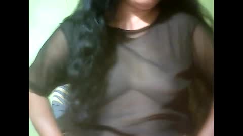 Snapshot of muffy_bunny chatting on January 28, 2025, 8:04 pm muffy_bunny online show from January 28, 2025, 8:04 pm
