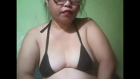 Snapshot of muffy_bunny chatting on September 16, 2025, 7:37 pm muffy_bunny online show from September 16, 2025, 7:37 pm