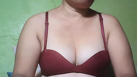 muffy_bunny online show from July 19, 2026, 8:01 pm