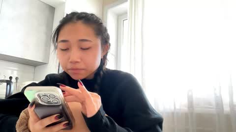 Mia online show from February 25, 2026, 3:38 am