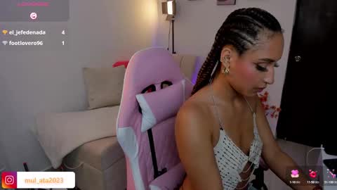 Snapshot of mulata_ch chatting on September 27, 2025, 12:59 am HEY GUYS IF YOU LIKE SEXY SHOW YOU ARE IN THE CORRECT PLACE CU WENESDAY PVT OPEN TRANSMISSION TIME 5 PM - 10 PM COLOMBIA online show from September 27, 2025, 12:59 am
