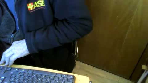 Snapshot of muller520 chatting on February 6, 2026, 1:14 pm muller520 online show from February 6, 2026, 1:14 pm