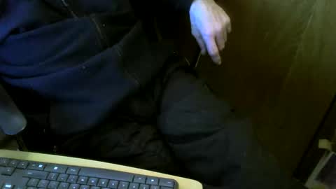 Snapshot of muller520 chatting on February 12, 2026, 3:51 pm muller520 online show from February 12, 2026, 3:51 pm