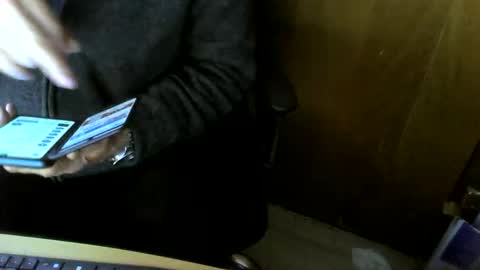 Snapshot of muller520 chatting on March 6, 2026, 3:08 pm muller520 online show from March 6, 2026, 3:08 pm