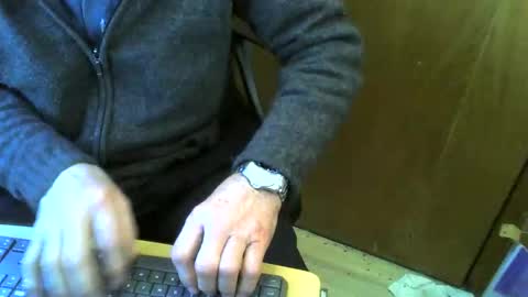 Snapshot of muller520 chatting on March 8, 2026, 7:45 am muller520 online show from March 8, 2026, 7:45 am