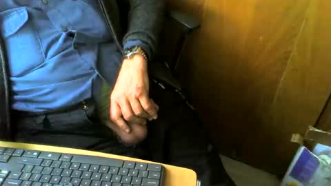 Snapshot of muller520 chatting on March 31, 2026, 2:17 pm muller520 online show from March 31, 2026, 2:17 pm