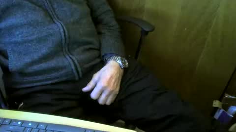 Snapshot of muller520 chatting on April 5, 2026, 5:26 am muller520 online show from April 5, 2026, 5:26 am