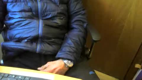 Snapshot of muller520 chatting on April 15, 2026, 5:36 am muller520 online show from April 15, 2026, 5:36 am