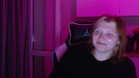 Milana online show from June 3, 2026, 5:18 pm