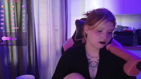 Milana online show from June 25, 2026, 12:20 pm