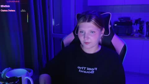 Milana online show from June 27, 2026, 5:51 pm