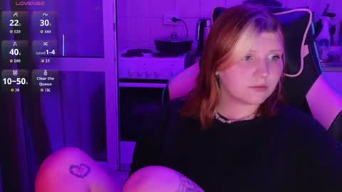 Milana online show from July 10, 2026, 5:04 pm