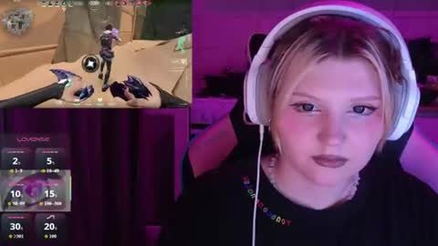 Milana online show from July 12, 2026, 4:31 pm