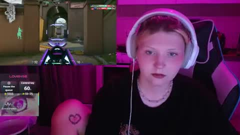 Milana online show from July 23, 2026, 5:11 pm