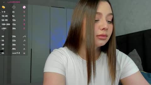 Kaya online show from November 8, 2025, 8:51 pm