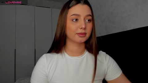 Kaya online show from December 22, 2025, 11:02 pm