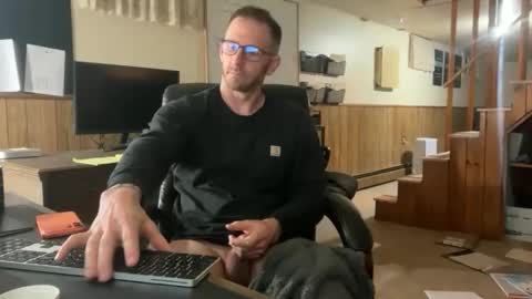 murdockjones7989 online show from April 17, 2026, 9:01 am