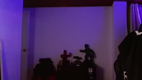 Snapshot of muscle_cock32 chatting on November 21, 2025, 7:45 pm David Big online show from November 21, 2025, 7:45 pm