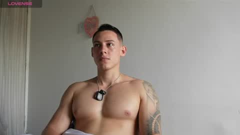 muscle_king_cum online show from July 2, 2026, 3:07 pm