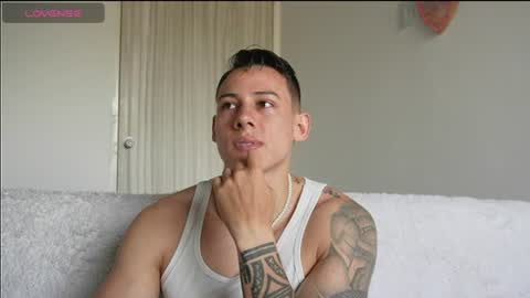 muscle_king_cum online show from July 11, 2026, 1:47 pm