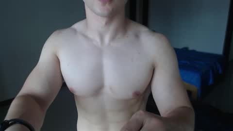 Everet online show from October 22, 2025, 6:02 am