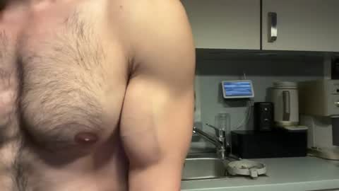 musclehair3 online show from July 9, 2026, 8:02 pm