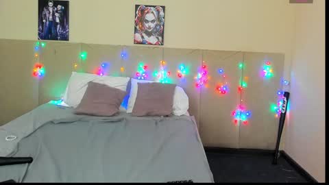 Snapshot of musclexxxbarbie chatting on February 4, 2025, 12:22 pm Eva online show from February 4, 2025, 12:22 pm