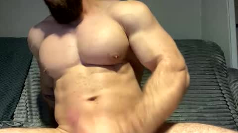 muscularjuggler online show from November 1, 2025, 1:40 am