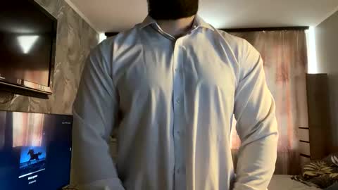 muscularjuggler online show from February 25, 2026, 3:05 am