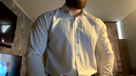 muscularjuggler online show from February 27, 2026, 3:50 am