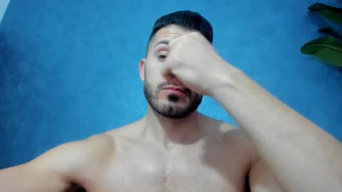 muscularmaster onlyfans online show from March 15, 2026, 10:05 pm