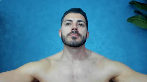 Snapshot of muscularmaster chatting on April 18, 2026, 9:48 pm muscularmaster onlyfans online show from April 18, 2026, 9:48 pm