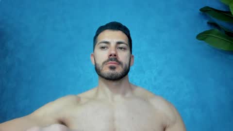 Snapshot of muscularmaster chatting on April 22, 2026, 9:22 am muscularmaster onlyfans online show from April 22, 2026, 9:22 am