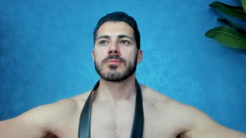 Snapshot of muscularmaster chatting on April 25, 2026, 9:34 pm muscularmaster onlyfans online show from April 25, 2026, 9:34 pm