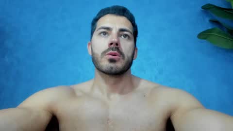 Snapshot of muscularmaster chatting on May 5, 2026, 9:39 am muscularmaster onlyfans online show from May 5, 2026, 9:39 am