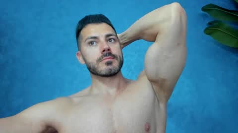 Snapshot of muscularmaster chatting on May 13, 2026, 9:39 am muscularmaster onlyfans online show from May 13, 2026, 9:39 am