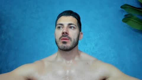 Snapshot of muscularmaster chatting on May 20, 2026, 9:32 pm muscularmaster onlyfans online show from May 20, 2026, 9:32 pm
