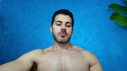 Snapshot of muscularmaster chatting on May 29, 2026, 9:35 pm muscularmaster onlyfans online show from May 29, 2026, 9:35 pm