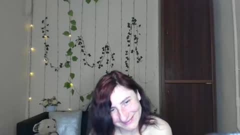 Snapshot of muse_kity_jeneva chatting on April 18, 2026, 7:58 pm Jeneva online show from April 18, 2026, 7:58 pm