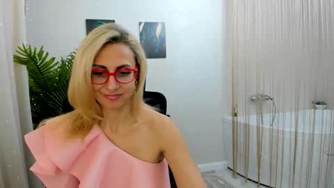 Diana online show from March 2, 2025, 11:29 am