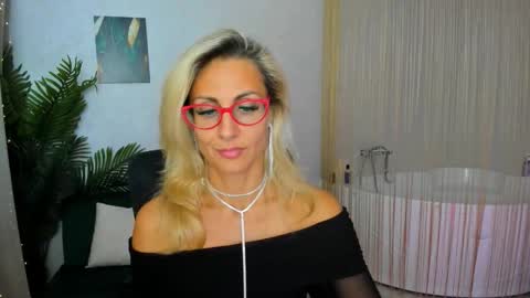 Diana online show from September 16, 2025, 11:44 am