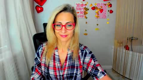 Snapshot of museofstage chatting on February 8, 2026, 11:46 am Diana online show from February 8, 2026, 11:46 am