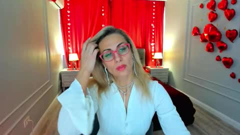 Snapshot of museofstage chatting on February 9, 2026, 11:36 am Diana online show from February 9, 2026, 11:36 am