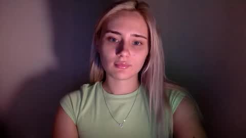 musescorner online show from November 11, 2025, 4:40 pm